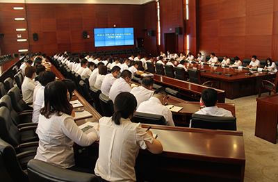 以滿載自信搏擊海浪 實力打造現(xiàn)代企業(yè)航母 以滿載自信搏擊海浪 實力打造現(xiàn)代企業(yè)航母